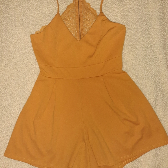 Windsor Orange Romper. Size Large - Picture 1 of 5